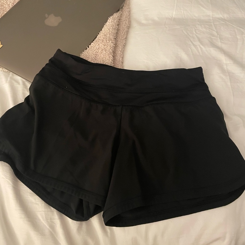 4 inch black lulu lemon shorts
